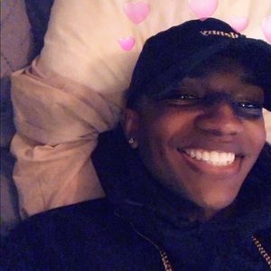 Meet your Posher, Artis